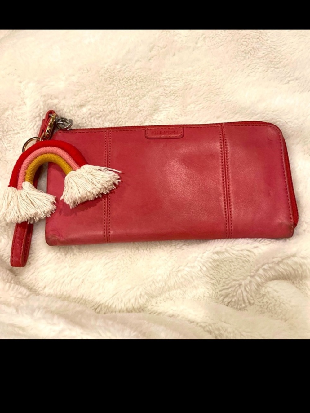 Preloved Ellington large wristlet + bonus New Macrame Boho Rainbow Keychain Pink